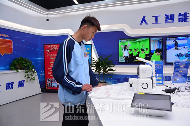 考不上高中上什么学校有前途