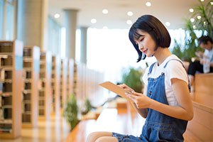 15岁女生技校学什么挣钱