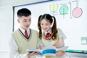 低的女生应该学什么技术
