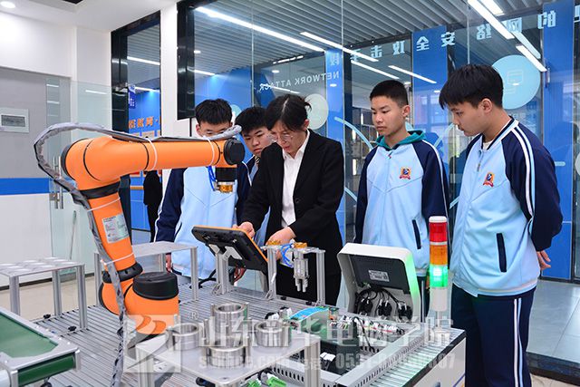 退学了读什么学校好