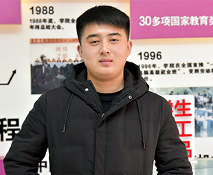 新媒体运营——张荣玉