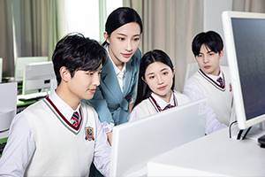 初中女生考不上高中，学什么好就业