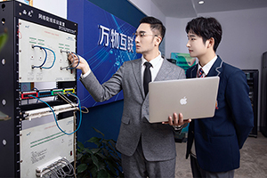 高中生成绩不好，转学学技术，未来哪些专业更好就业？