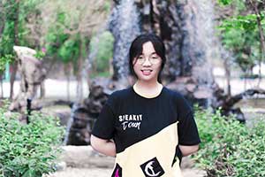 李鑫瑜:来新华学美妆，实现日薪梦想