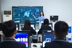 不想去打工，初中毕业学什么技术好？